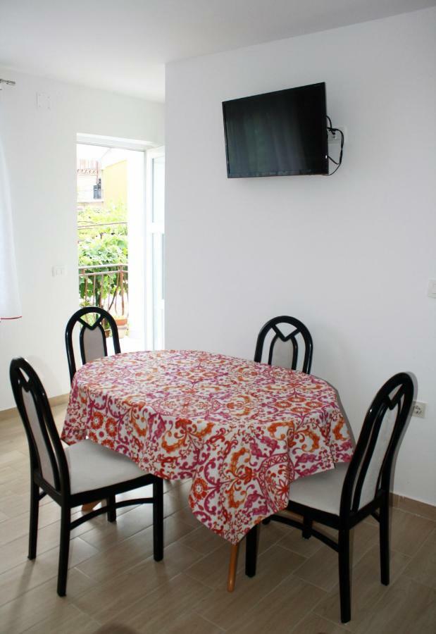 Apartment Vera Umag Exterior foto